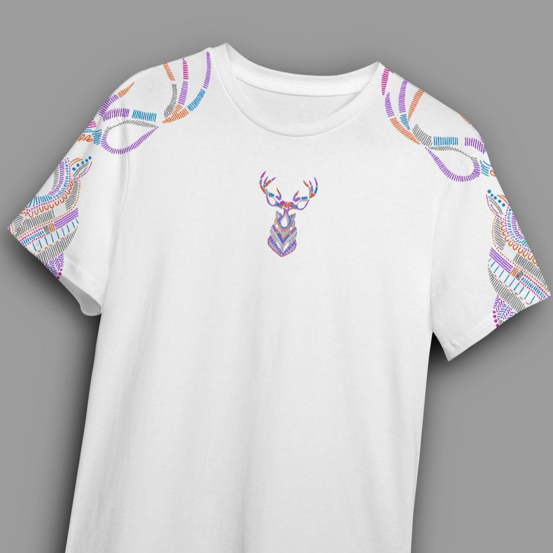 Unisex Multicolor Deer Embroidery T-shirt